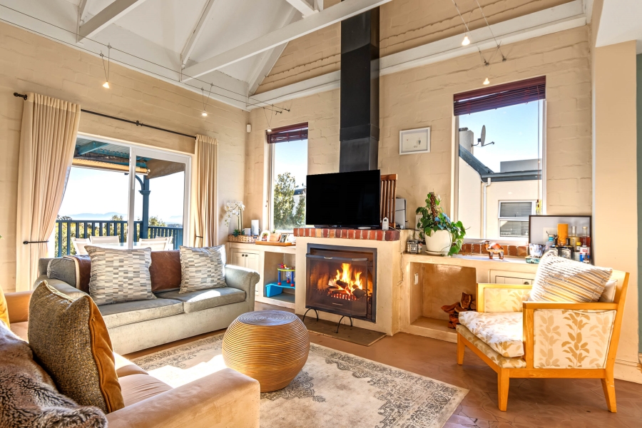 3 Bedroom Property for Sale in Jonkershoogte Western Cape